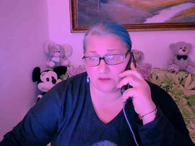 MarryBigBoobs1 webcam