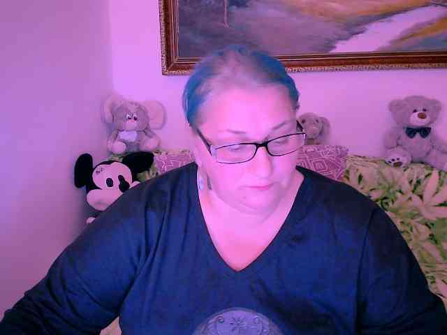 MarryBigBoobs1 webcam