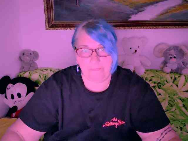 MarryBigBoobs1 webcam