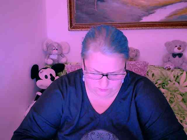 MarryBigBoobs1 webcam