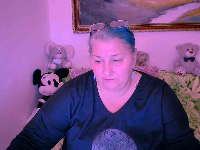 MarryBigBoobs1 webcam