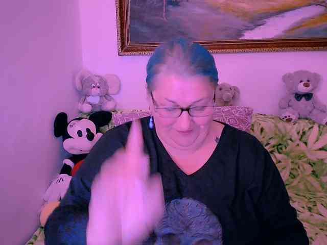 MarryBigBoobs1 webcam