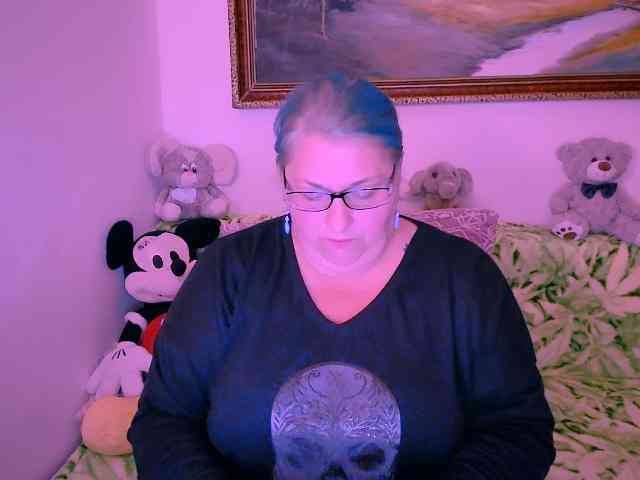 MarryBigBoobs1 webcam