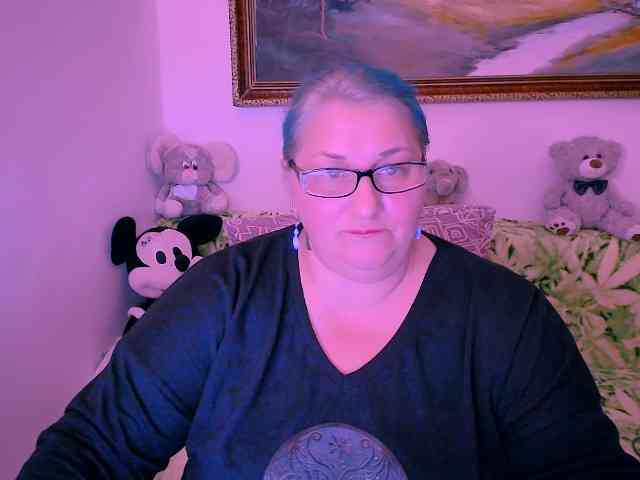 MarryBigBoobs1 webcam