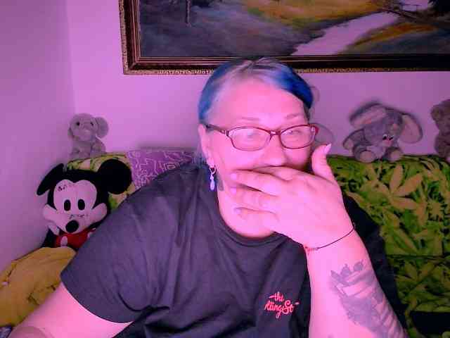 MarryBigBoobs1 webcam