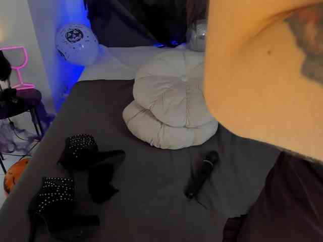 CassieEvans webcam