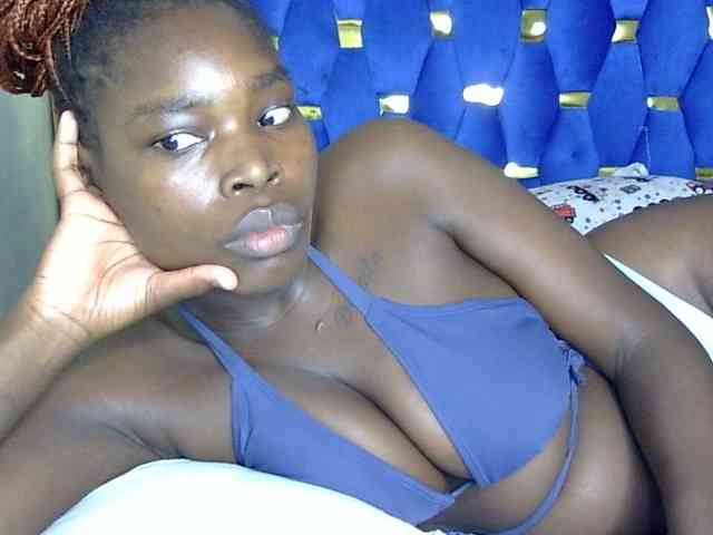 Sweet-ebony5 webcam