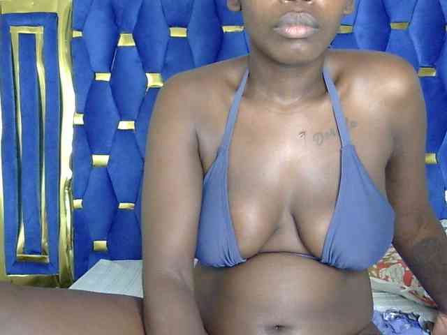 Sweet-ebony5 webcam