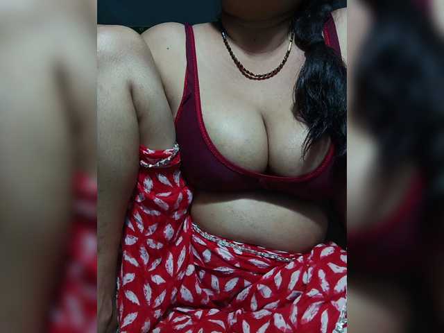 Lusty-Bhabhi webcam