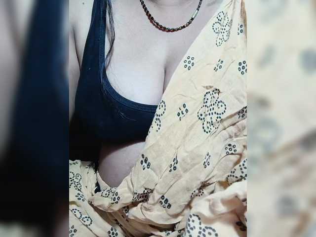 Lusty-Bhabhi webcam
