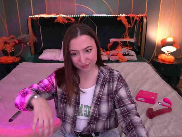 MonAmourrr webcam