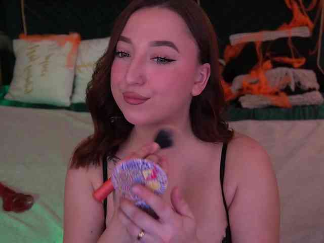 MonAmourrr webcam
