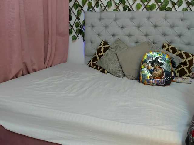 IsaAndVale webcam