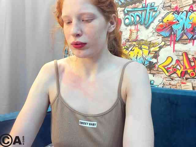 Sandra-Wi1son webcam