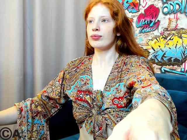 Sandra-Wi1son webcam