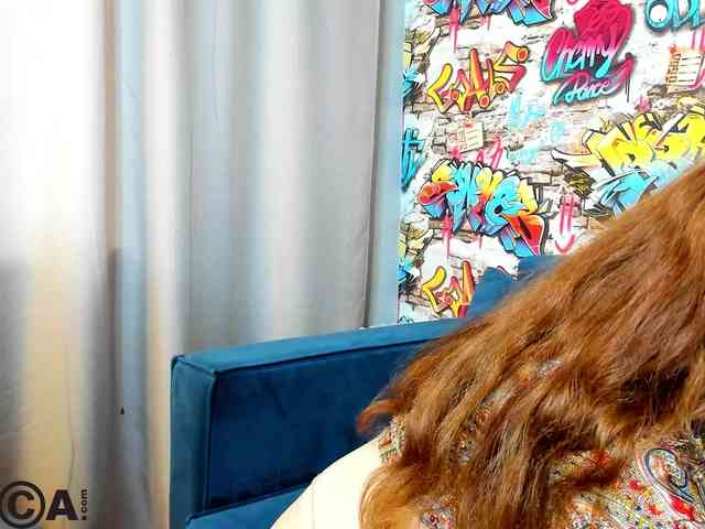 Sandra-Wi1son webcam