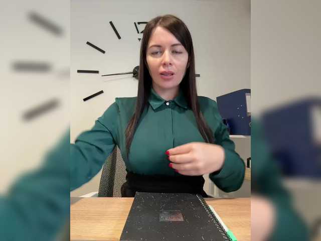 Entra en el chat con el modelo Brenda_Kiska Brenda_Kiska