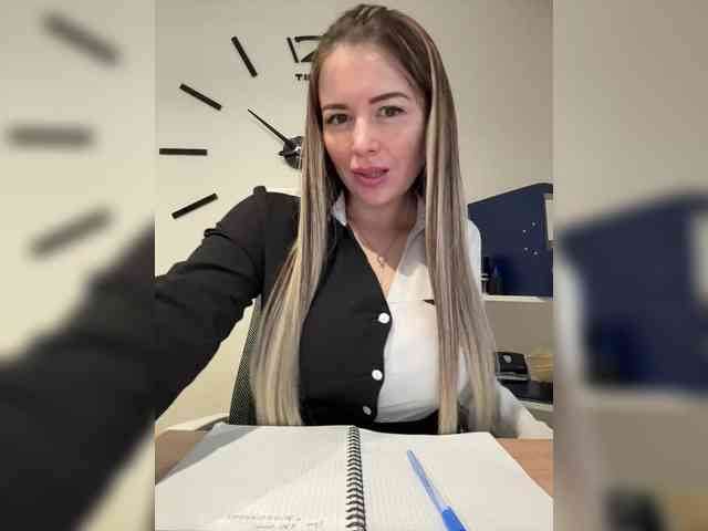 Brenda_Kiska webcam