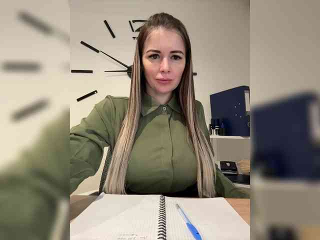 Brenda_Kiska webcam