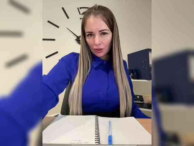 Brenda_Kiska webcam