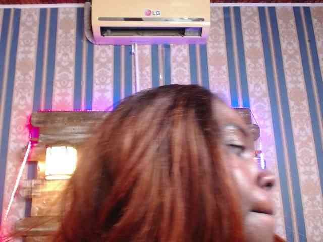 ToriJackes webcam