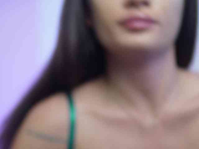 SelinaBella webcam