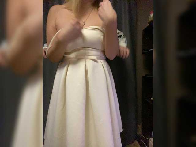 Entrez le videochat erotique avec le
modèle Xyligana Xyligana