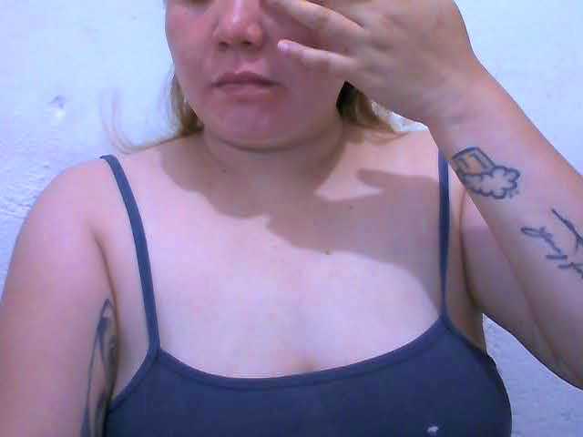 Idź na czacie Hotboobies19 Hotboobies19