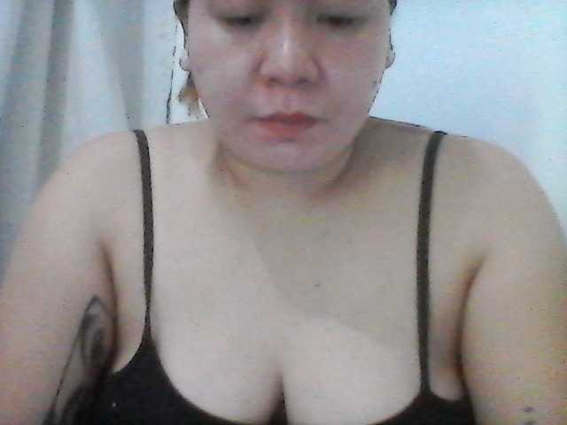 Hotboobies19 webcam