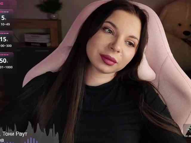 Lady-shy webcam