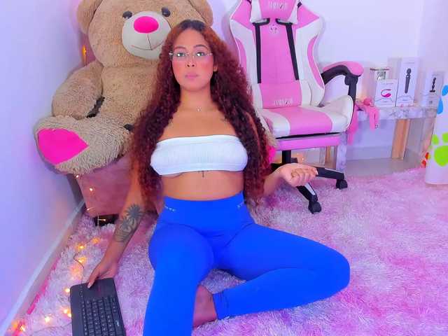 CristynRose webcam
