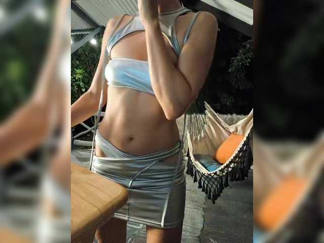 Рунетки: зажала яйца и дрочит, секс чат бесплатно