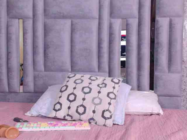 cutepetitee webcam