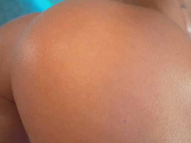 Entrez le videochat erotique avec le
modèle EvaFashionista EvaFashionista