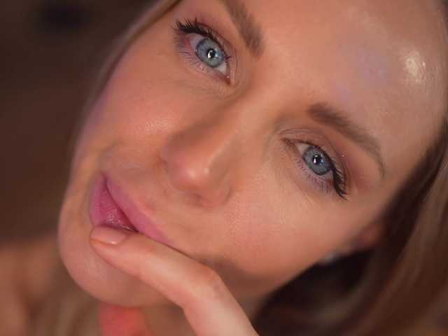 EvaFashionista EvaFashionista