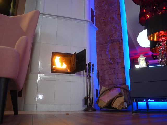 Vai a chattare su EvaFashionista EvaFashionista