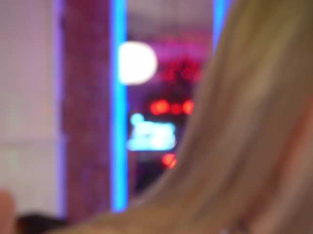 EvaFashionista EvaFashionista