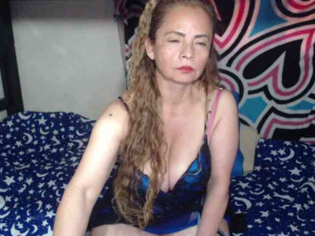 Monicatorres66 webcam