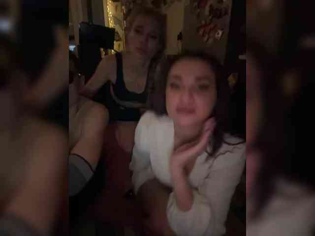dawntis222 webcam