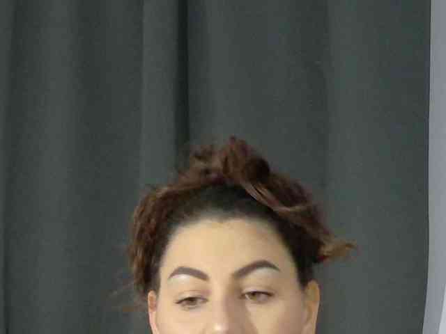 SiennaMoan webcam