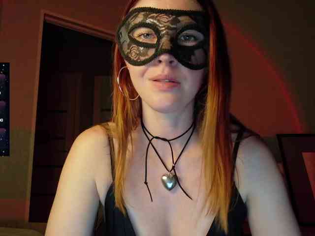 SheisArt webcam