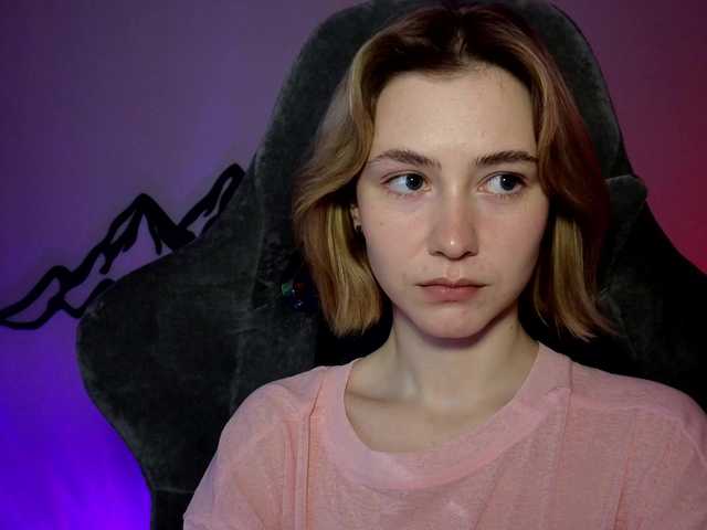 Рунетки: дрочит на большую грудь, секс чат бесплатно