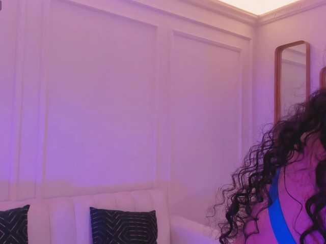 SophieHouston webcam