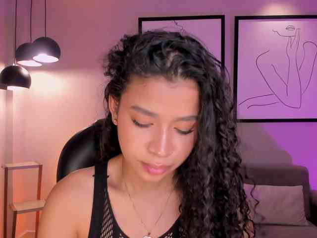 SophieHouston webcam
