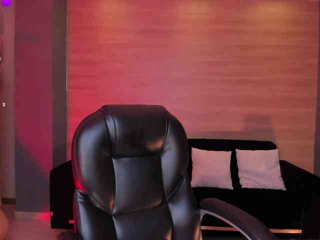 SophieHouston webcam