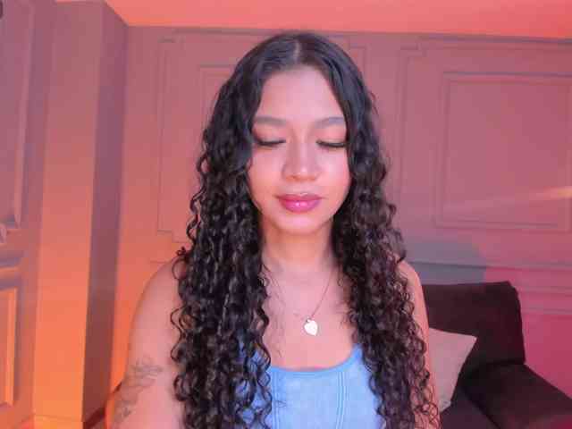 SophieHouston webcam