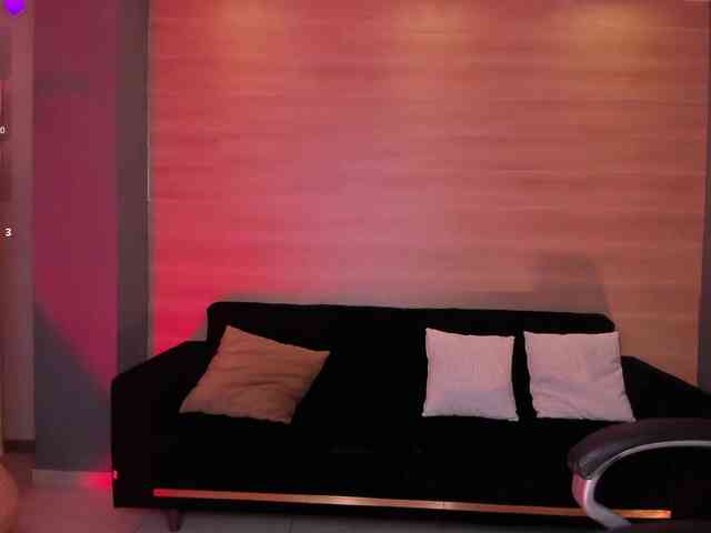 SophieHouston webcam