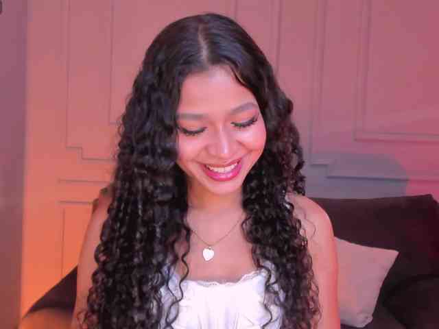 SophieHouston webcam