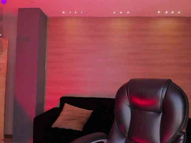 SophieHouston webcam