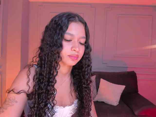 SophieHouston webcam